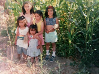 Niñas en el maizal