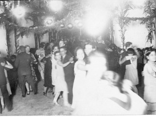 Baile social en el Club Conservador de Vicuña Baile social en el Club Conservador de Vicuña