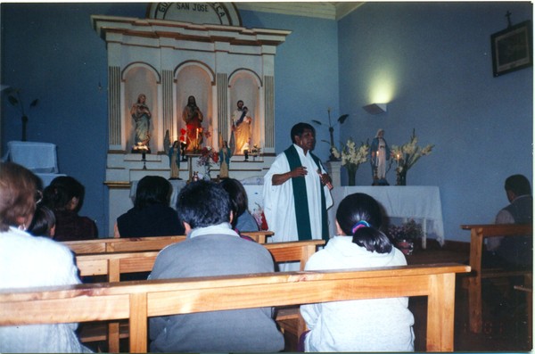Misa en la nueva iglesia de Gualliguaica Misa en la nueva iglesia de Gualliguaica