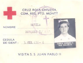 Credencial de voluntaria de la Cruz Roja