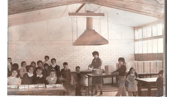 Comedor de la escuela Comedor de la escuela