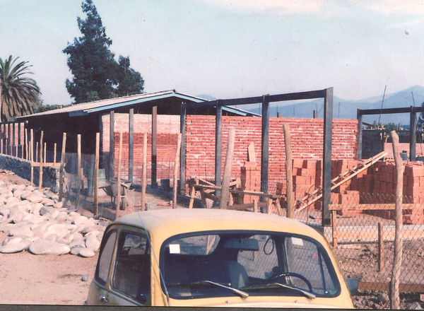 Construcción de la Escuela Mixta F-18 de Altovalsol Construcción de la Escuela Mixta F-18 de Altovalsol