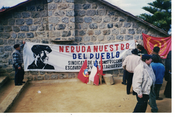 Homenaje a Pablo Neruda