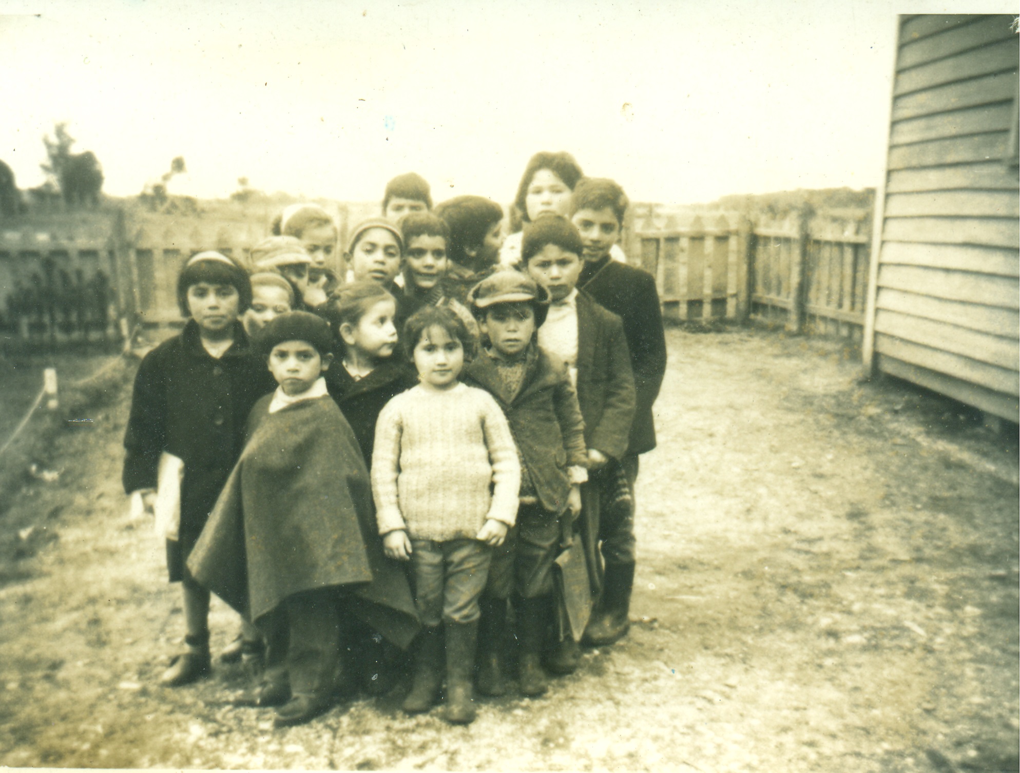 Estudiantes de la Escuela de Choroihue Estudiantes de la Escuela de Choroihue