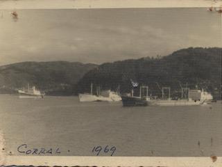 Barcos en la bahía de Corral