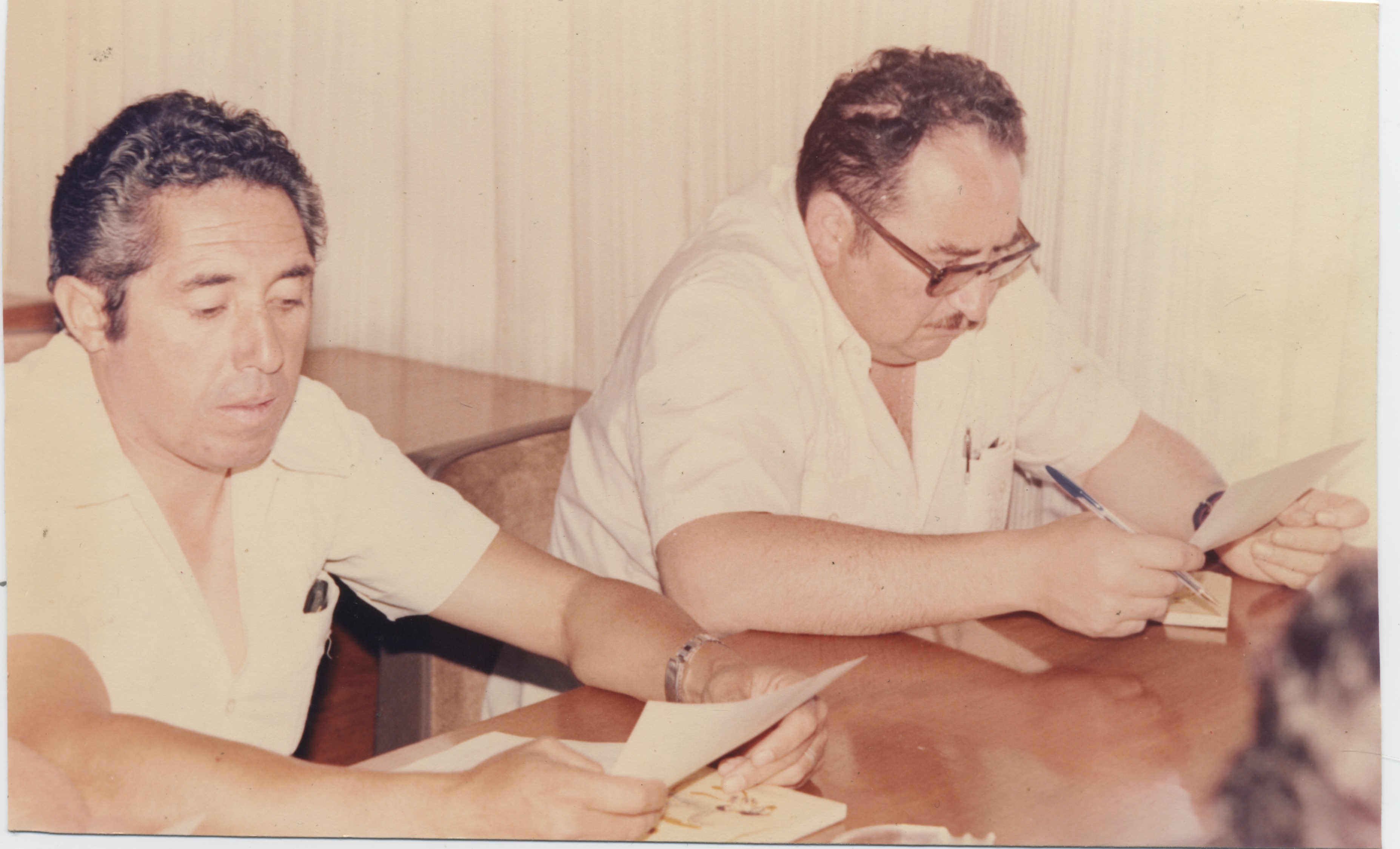 Empleados de bahía Empleados de bahía