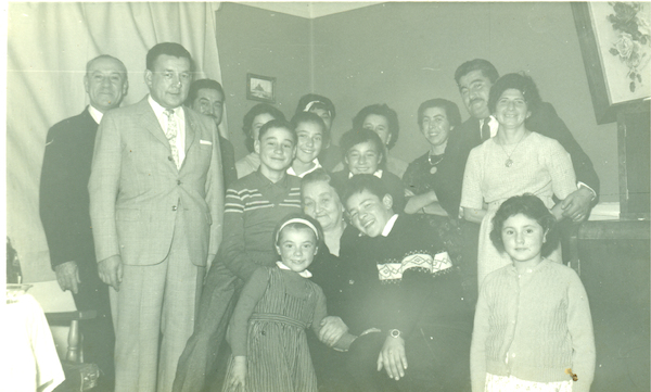 Tertulia en la casa de la familia Andrade Tertulia en la casa de la familia Andrade
