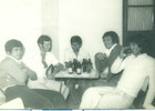 Amigos en el bar Costa Azul Amigos en el bar Costa Azul