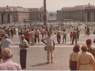 Héctor Cuevas en el Vaticano