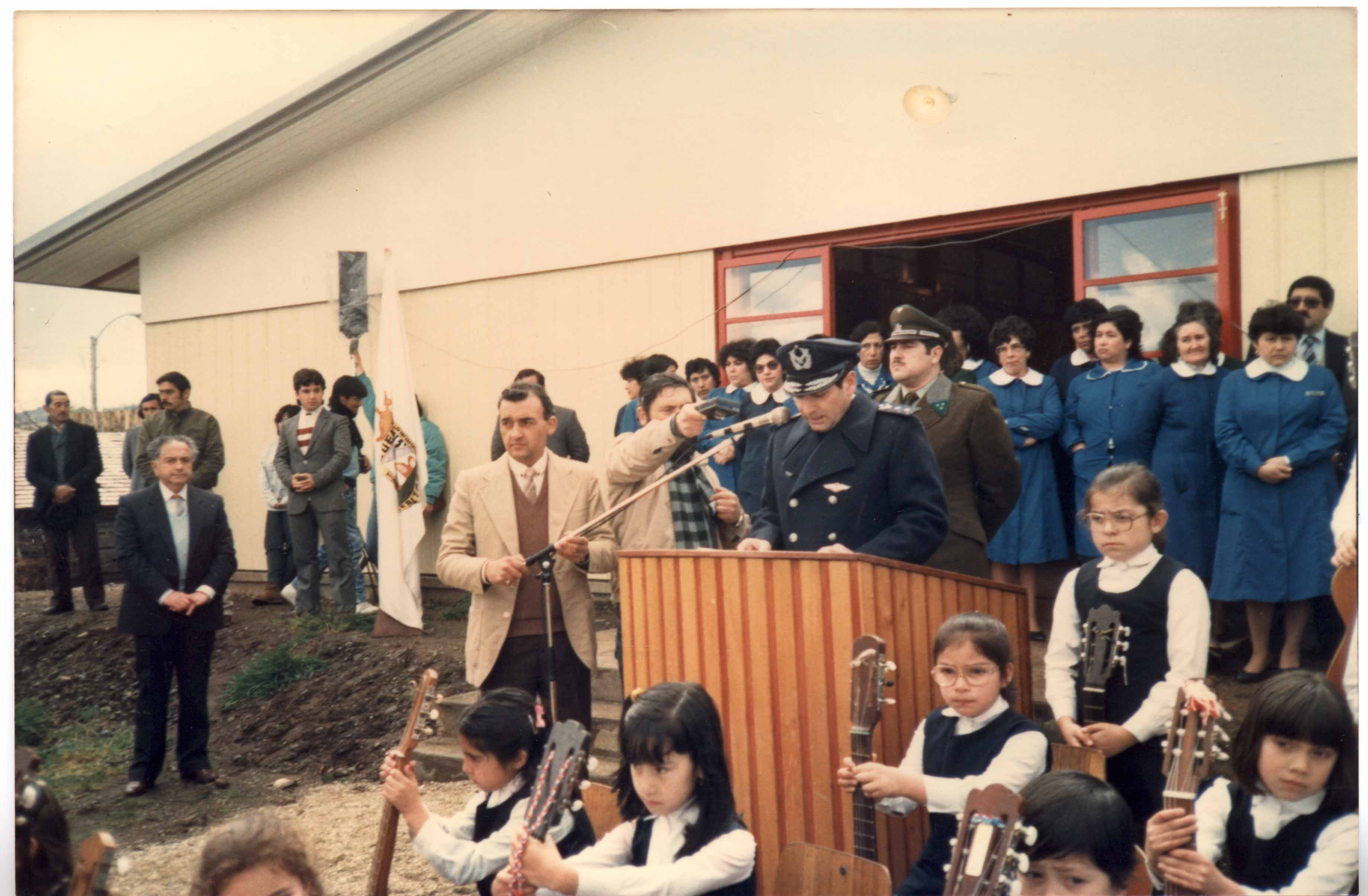 Inauguración de la Escuela E-1020 de Quellón Inauguración de la Escuela E-1020 de Quellón