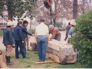 Instalación del monumento de Luis Emilio Recabarren