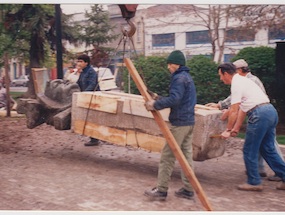 Instalación del monumento de Luis Emilio Recabarren