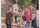 Instalación del monumento de Luis Emilio Recabarren