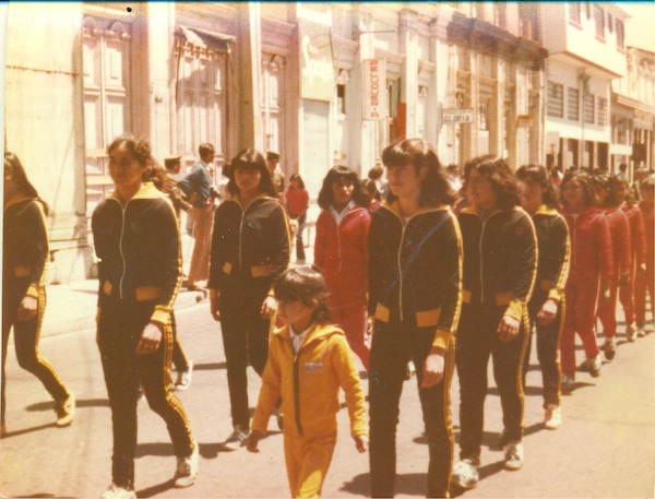 Desfile de la Escuela F-174 Desfile de la Escuela F-174