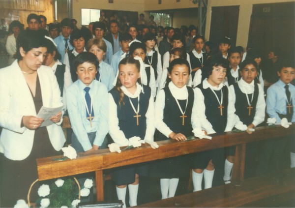 Primera comunión en capilla Santo Toribio