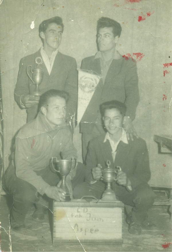 Trofeos del club deportivo Juan Aspeé Trofeos del club deportivo Juan Aspeé