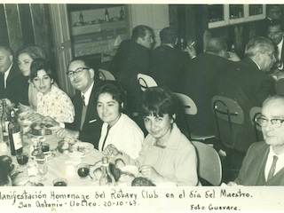 Homenaje en el Día del Profesor Homenaje en el Día del Profesor