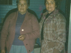 Gloria Cortés y Estelvina Araya