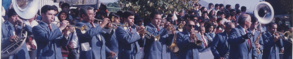 Desfile del orfeón de la Compañía Cervecería Unidas