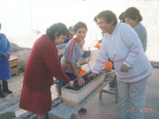 Taller de jardinería en el Club Rehabilitador de Alcohólicos San Pablo