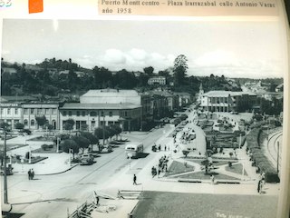 Plaza Irarrázabal y calle Antonio Varas de Puerto Montt