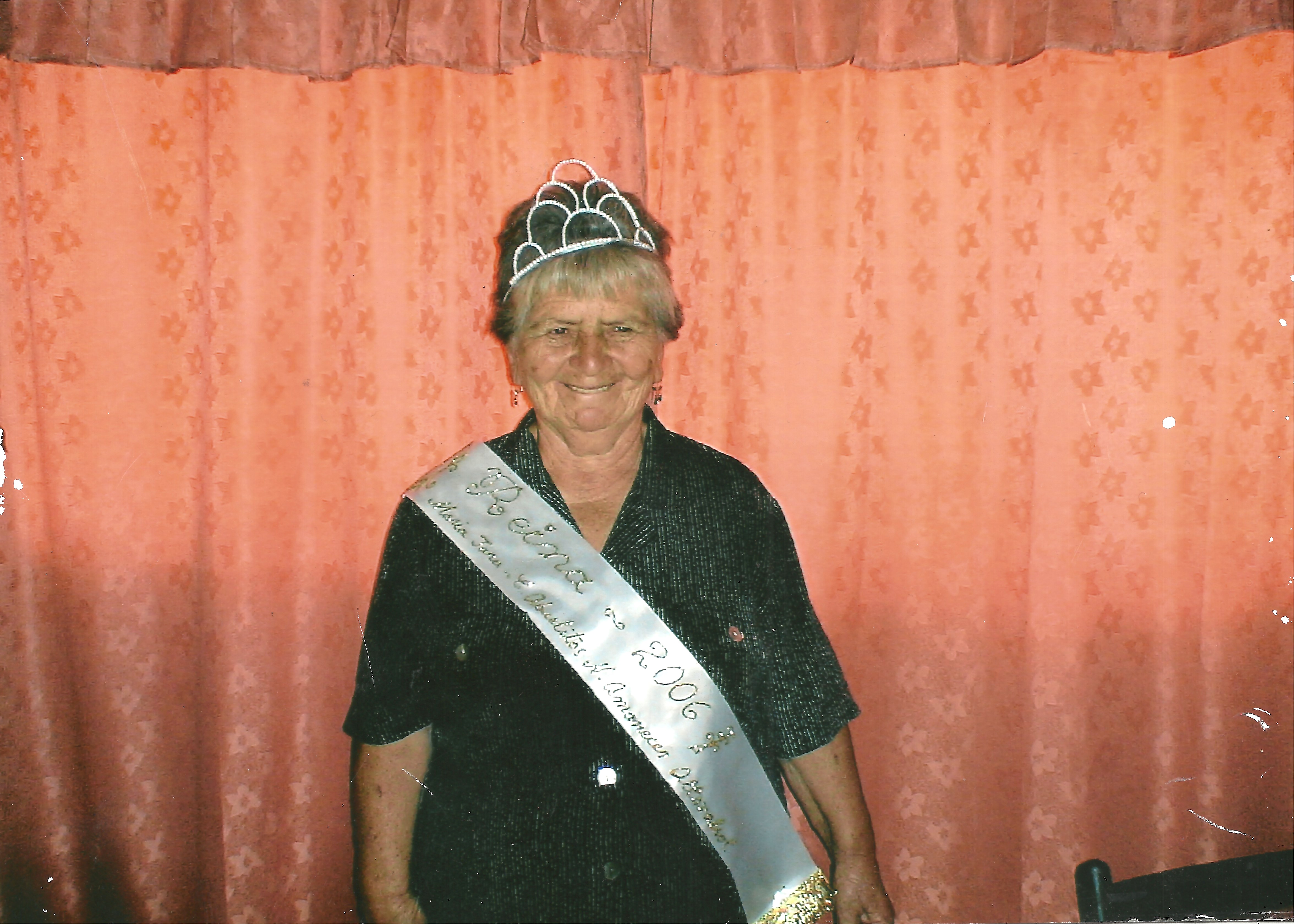Reina del club de adulto mayor "Nuevo amanecer" Reina del club de adulto mayor "Nuevo amanecer"