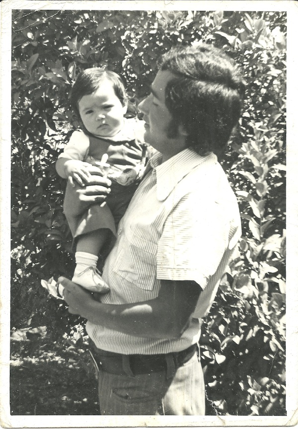 Víctor Robledo y su hija Karina Víctor Robledo y su hija Karina