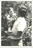 Víctor Robledo y su hija Karina Víctor Robledo y su hija Karina