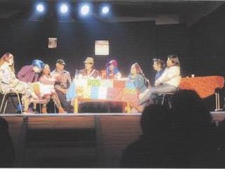 Obra teatral "El cartel de la abuela" Obra teatral "El cartel de la abuela"