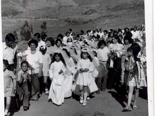 Procesión de primera comunión Procesión de primera comunión