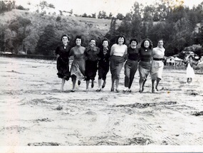 Amigas en la playa de Ventanas