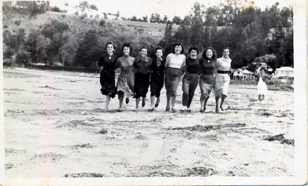 Amigas en la playa de Ventanas