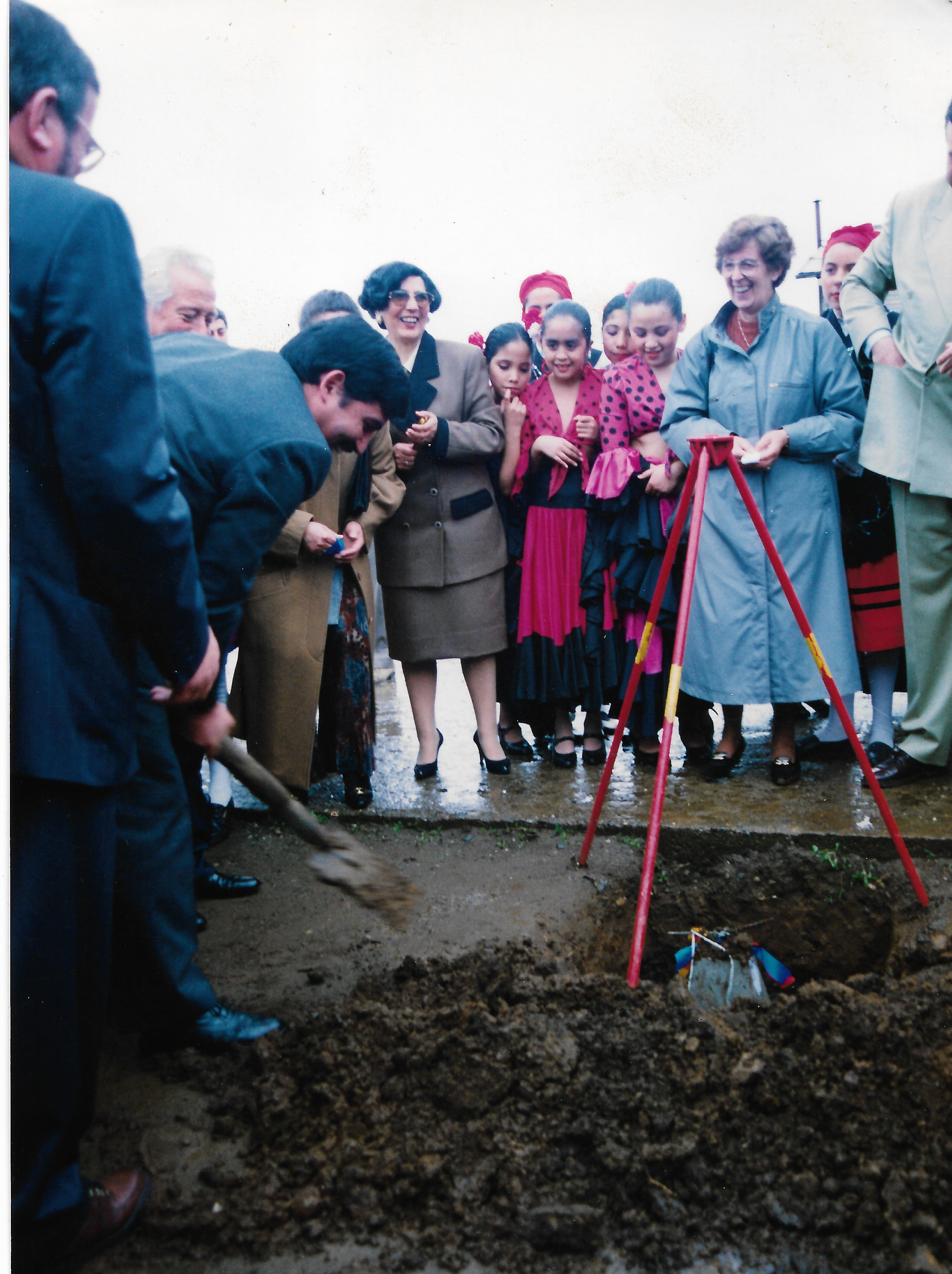 Inauguración de obras del gimnasio de la Escuela España