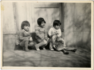 Niñas jugando Niñas jugando