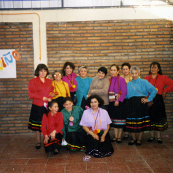 Alumnas de curso de folklor