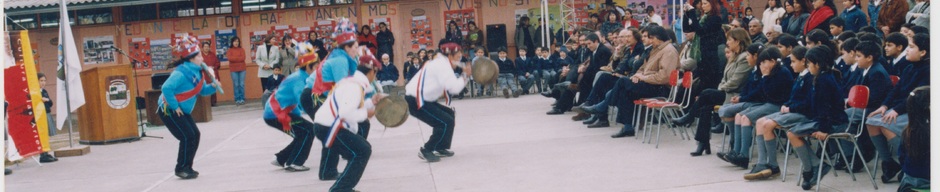 Presentación de baile chino en la escuela La Florida