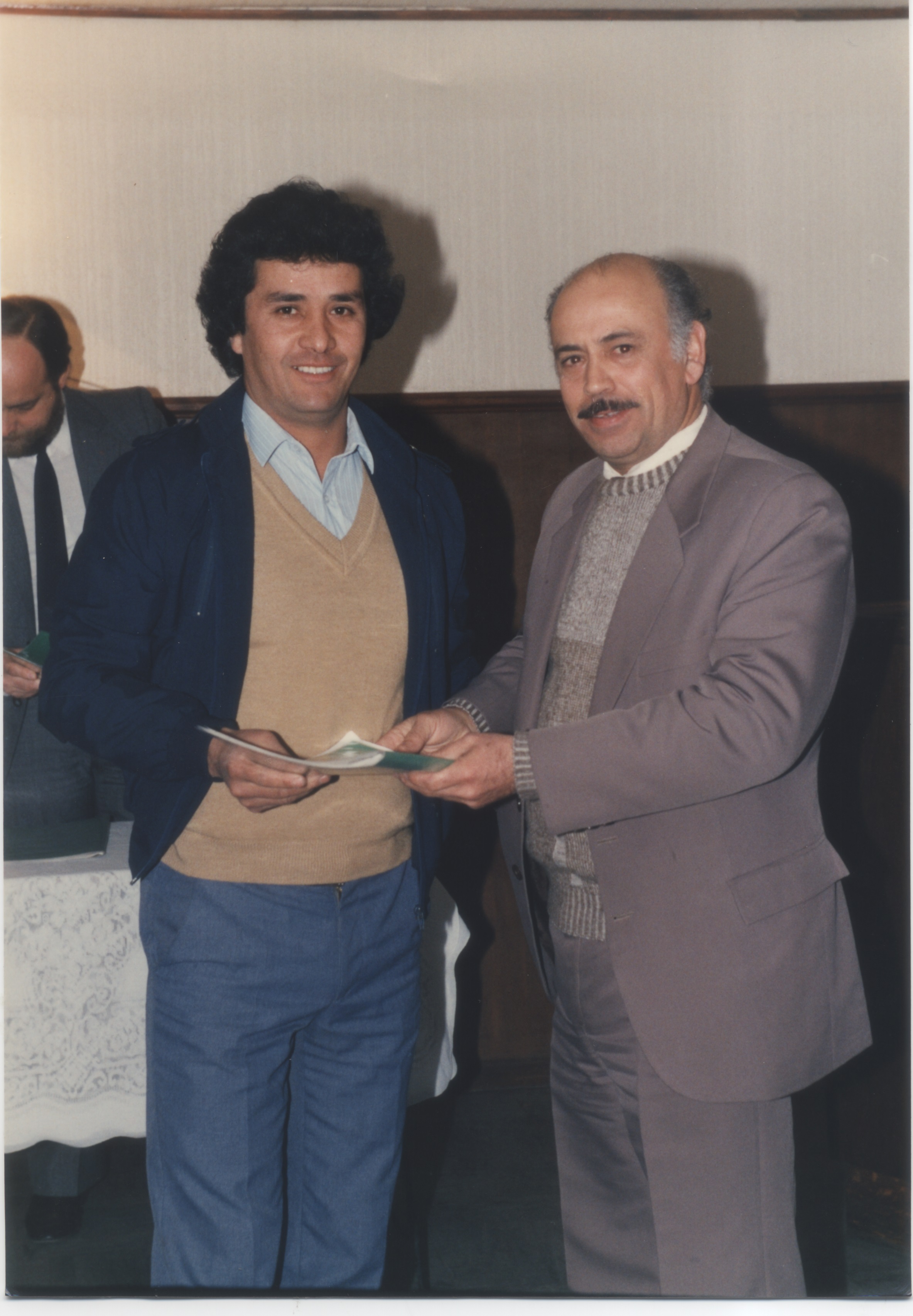 Entrega de escritura a trabajador de la CCU Entrega de escritura a trabajador de la CCU