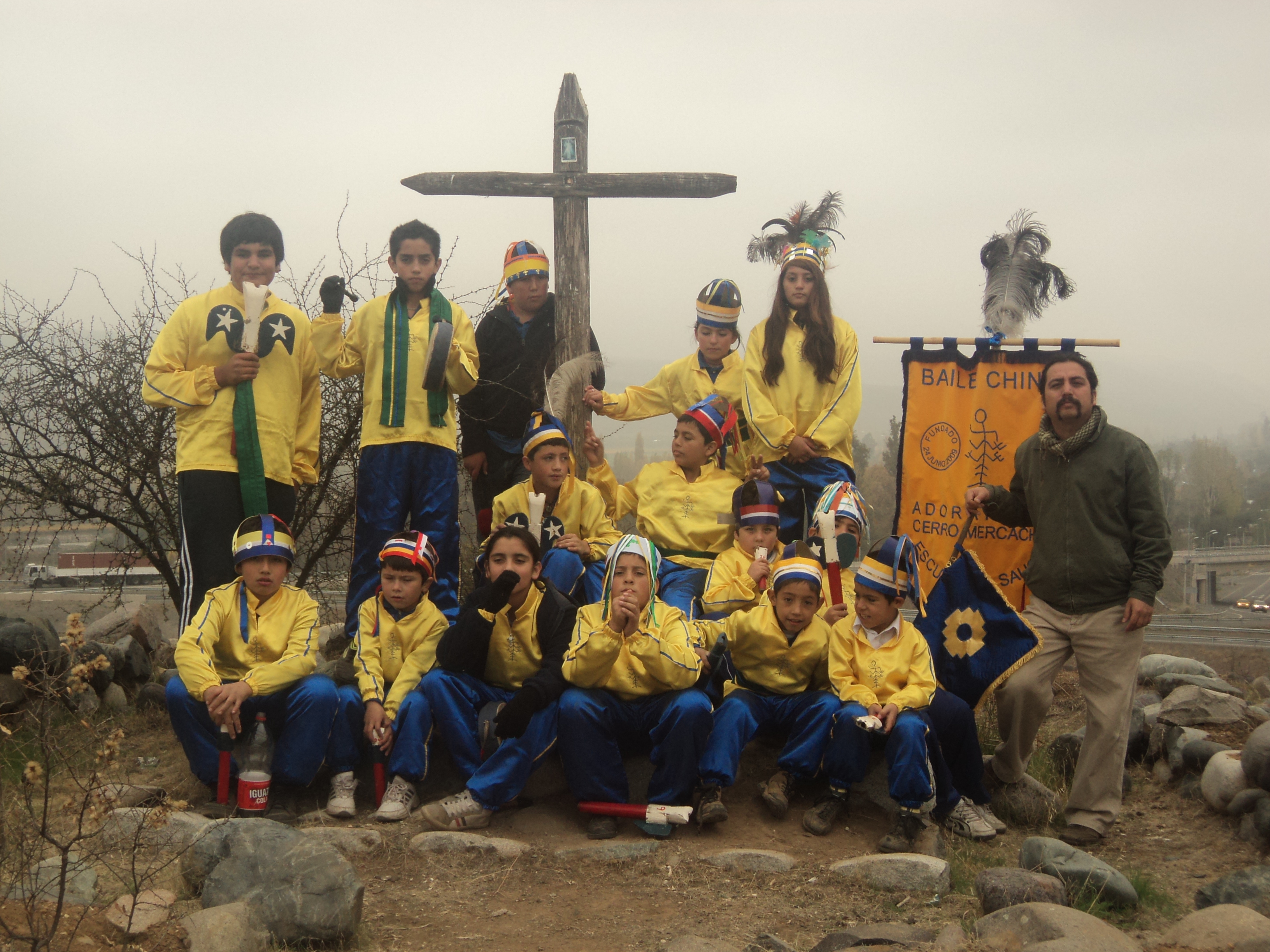Cruz de Mayo en el Portezuelo Amarillo Cruz de Mayo en el Portezuelo Amarillo