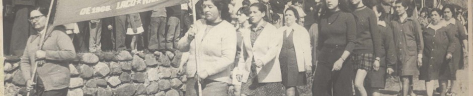 Desfile de centro de madres de Lago Ranco Desfile de centro de madres de Lago Ranco
