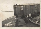 Tren descarrilado en el muelle de Lago Ranco