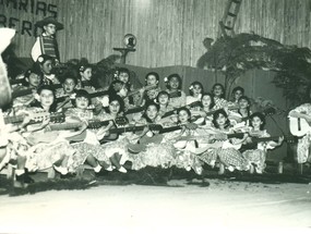 Conjunto de guitarra de la Escuela España