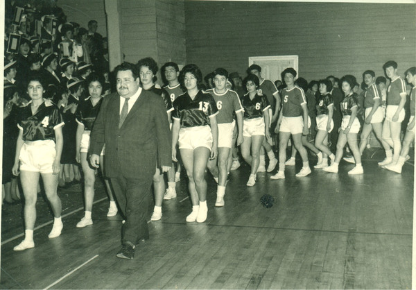 Inauguración de campeonato de básquetbol