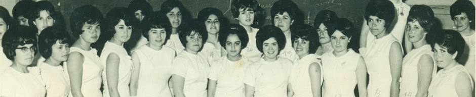 Alumnas de la Escuela Normal Rural de Ancud