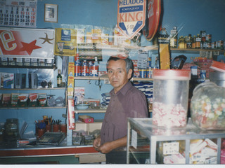 Almacén de barrio Almacén de barrio