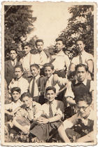 Alumnos de la Escuela Normal Rural de Valdivia Alumnos de la Escuela Normal Rural de Valdivia