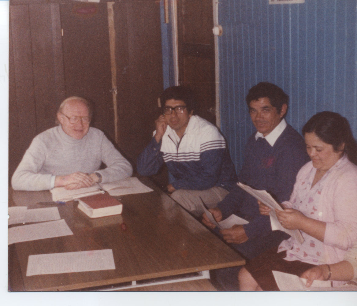 Reunión en la capilla Cristo Rey Reunión en la capilla Cristo Rey
