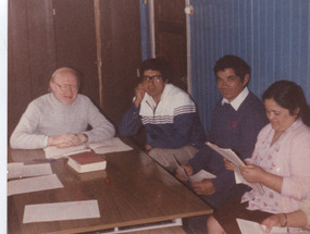 Reunión en la capilla Cristo Rey