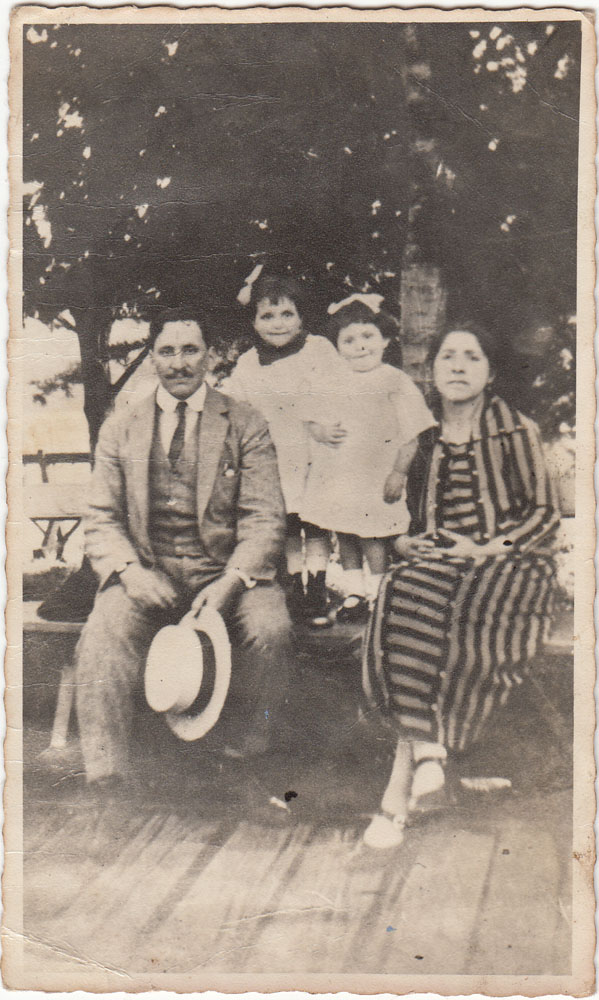 Familia en la plaza Familia en la plaza
