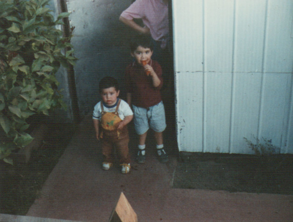 Primos en casa de la abuela Primos en casa de la abuela