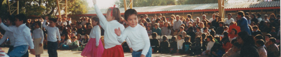 Baile en la escuela Alborada de Talagante